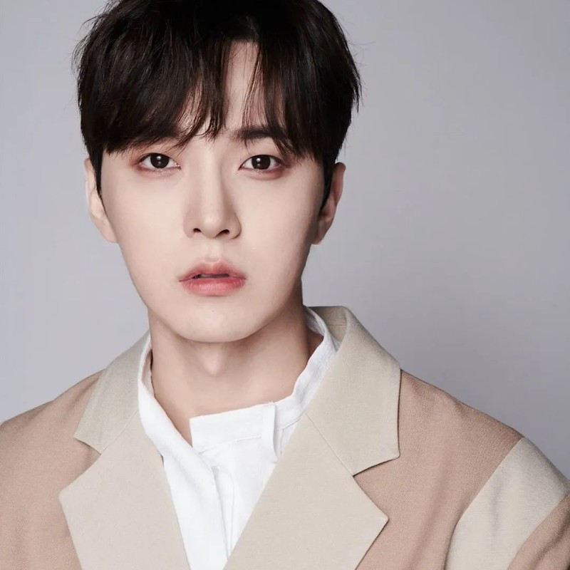 가수 아인 프로필 썸네일