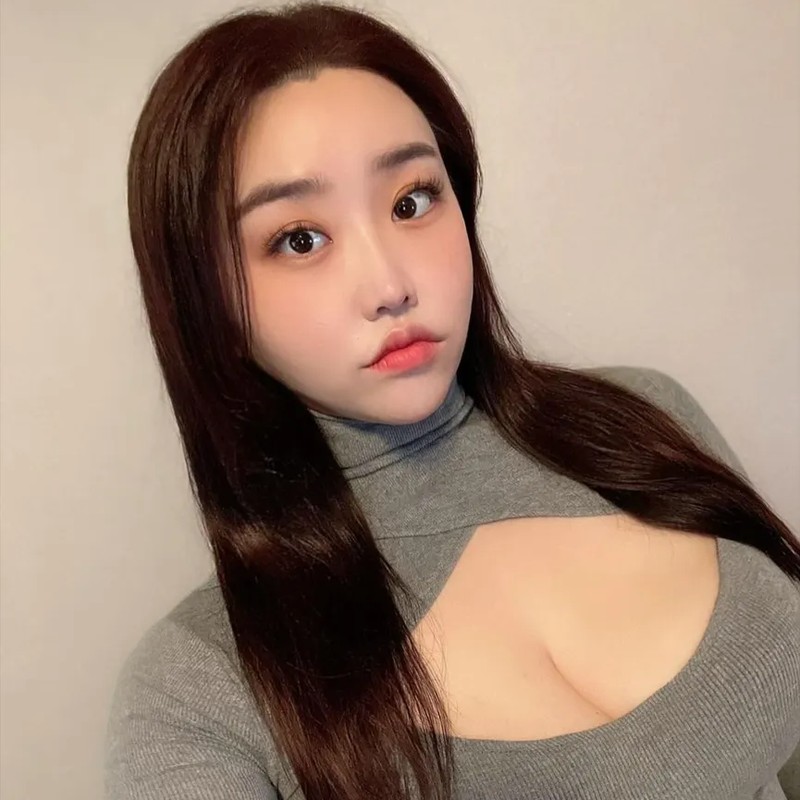 안여진 프로필 썸네일