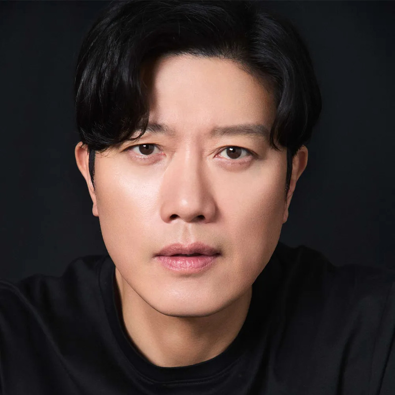 박희순 사주 분석 2026