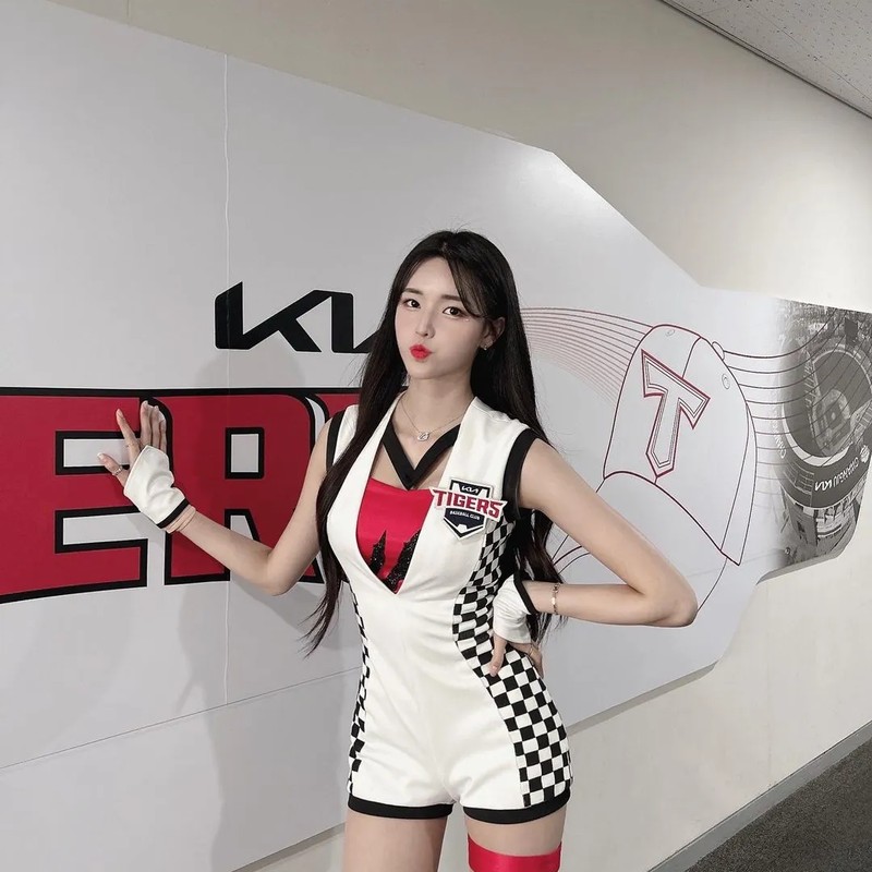 방송인 박신비 프로필 썸네일