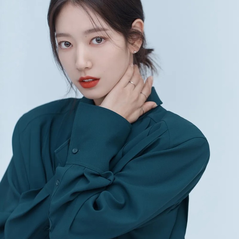 배우 박신혜 프로필 썸네일