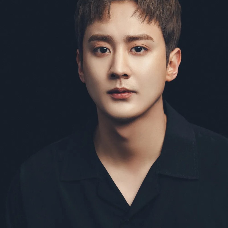 가수 천지 프로필 썸네일