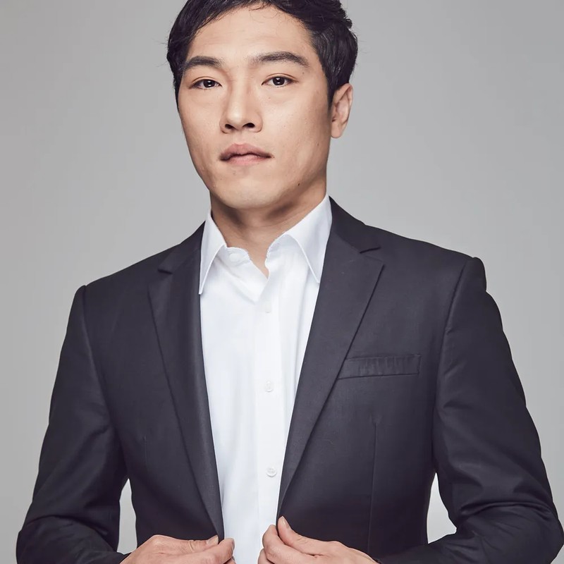 최영우 프로필 썸네일