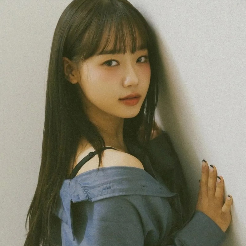 가수 최유정(2001년생) 프로필 썸네일
