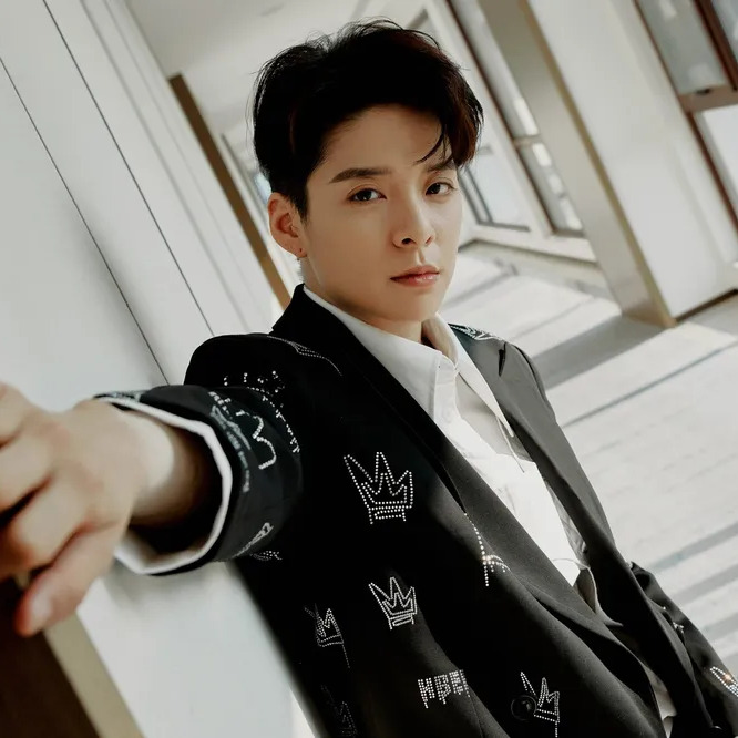 엠버 사주 분석 2026