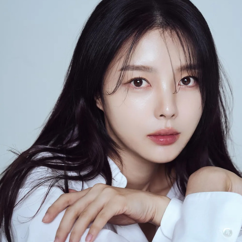 엄현경 사주 분석 2026