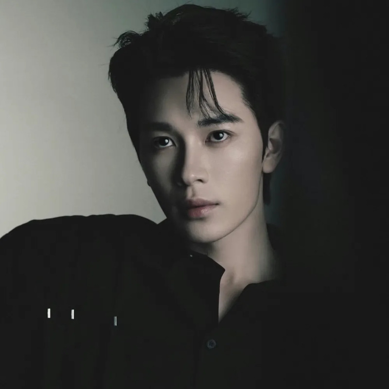 엄자현 사주 분석 2026