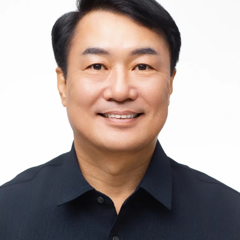 엄정호 프로필 썸네일