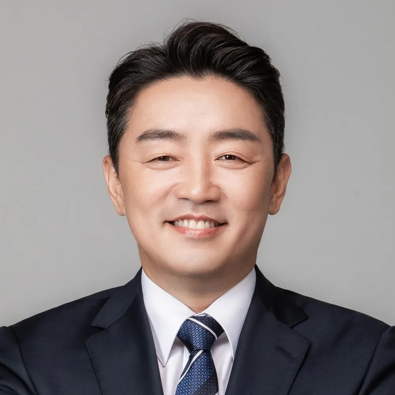 강훈식 프로필 썸네일