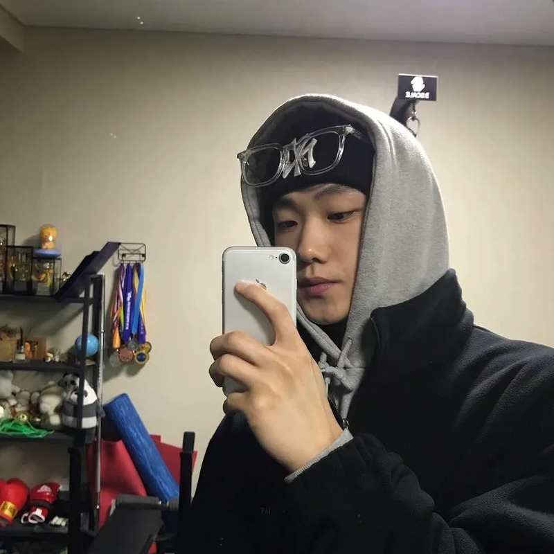 강준 사주 분석 2026