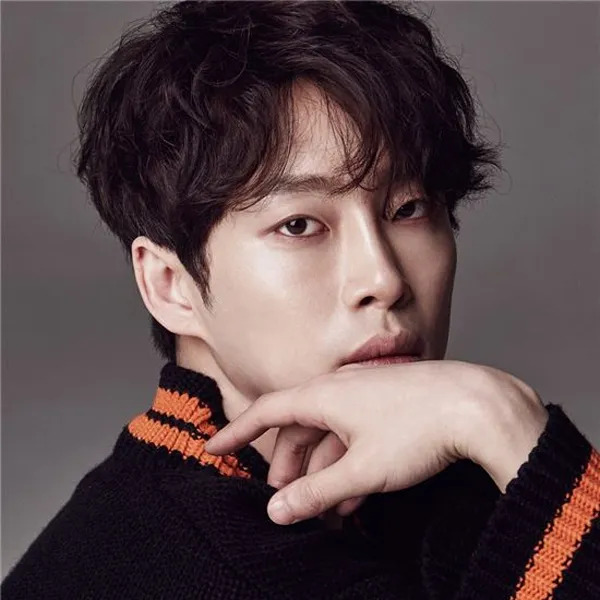 강성욱 사주 분석 2026