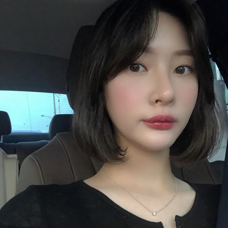 방송인 김가을 프로필 썸네일