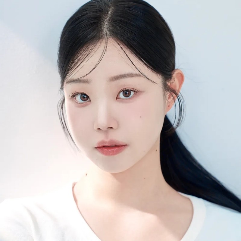 배우 김근영 프로필 썸네일