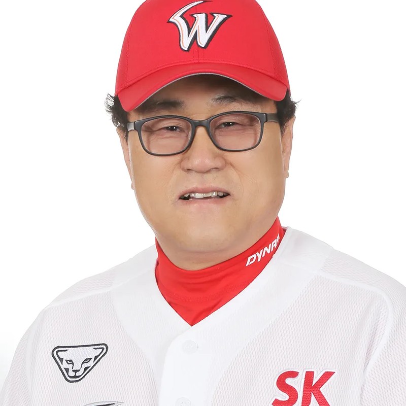 김무관 프로필 썸네일