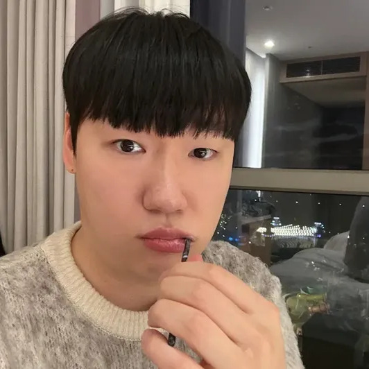 김왼팔 사주 분석 2026