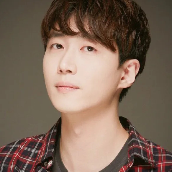 김신우 사주 분석 2026