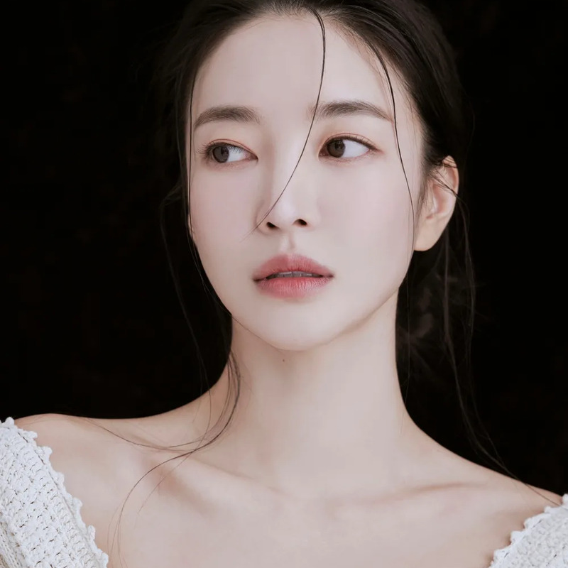 김윤지 사주 분석 2026