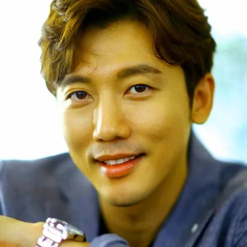 기태영 사주 분석 2026