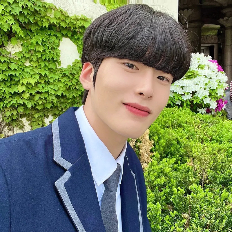 공피디 윤현 사주 분석 2026