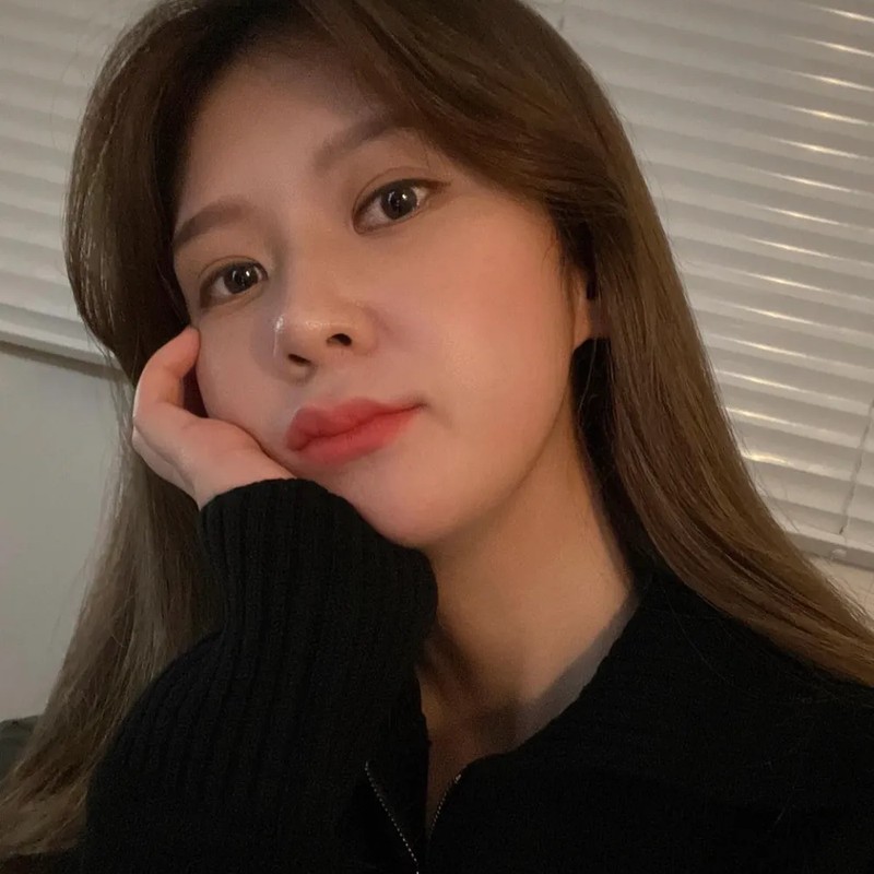 고유리 프로필 썸네일