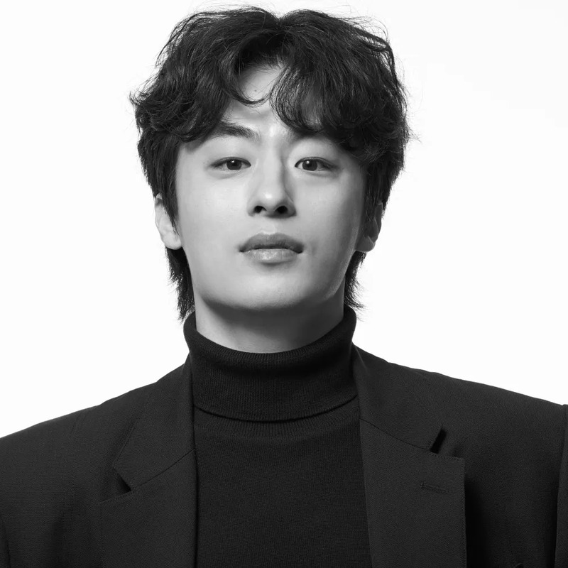 구교환 사주 분석 2026