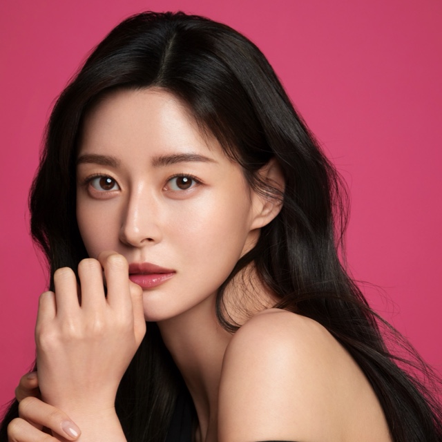 권나라 사주 분석 2026