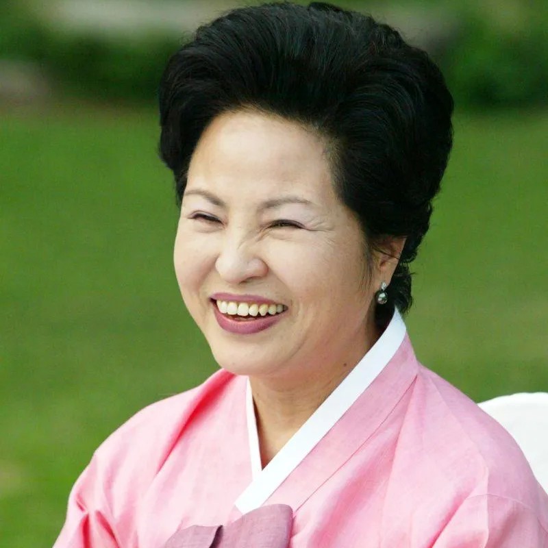 권양숙 프로필 썸네일