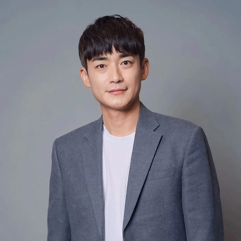 한민관 사주 분석 2026