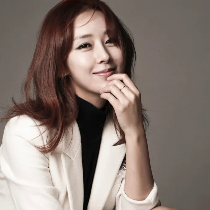 한영 사주 분석 2026