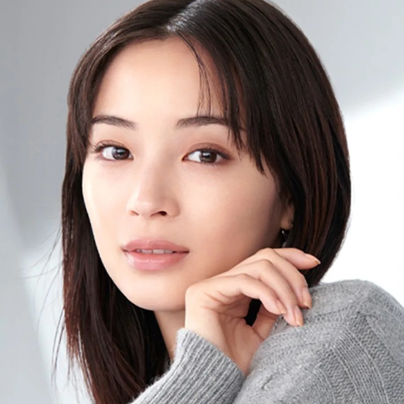 배우 히로세 스즈 프로필 썸네일