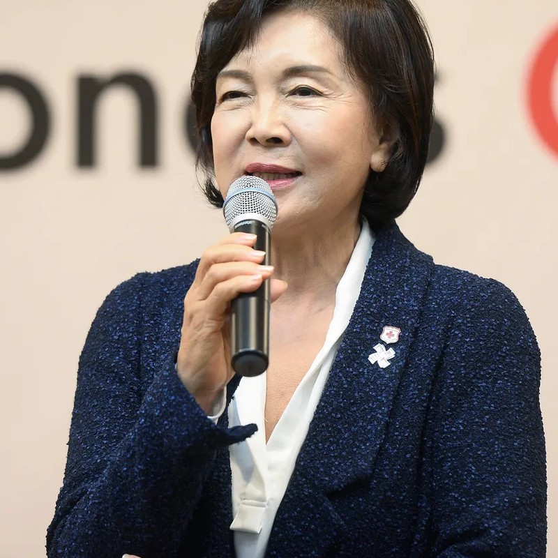 홍라희 프로필 썸네일