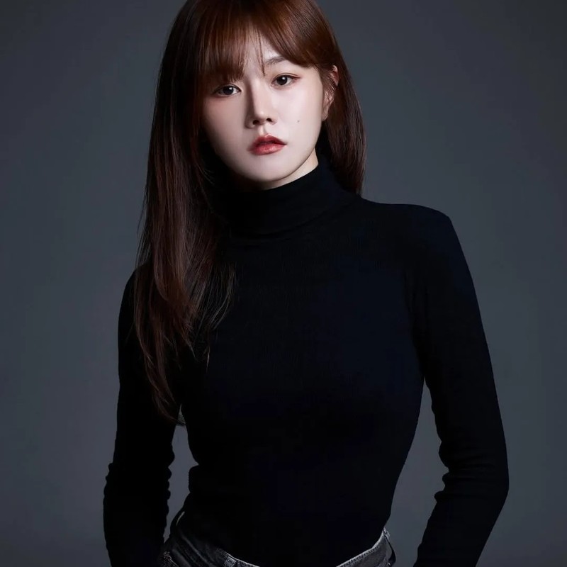 배우 홍리나 프로필 썸네일