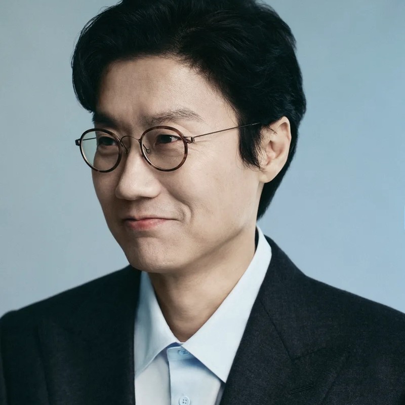 황동혁 프로필 썸네일