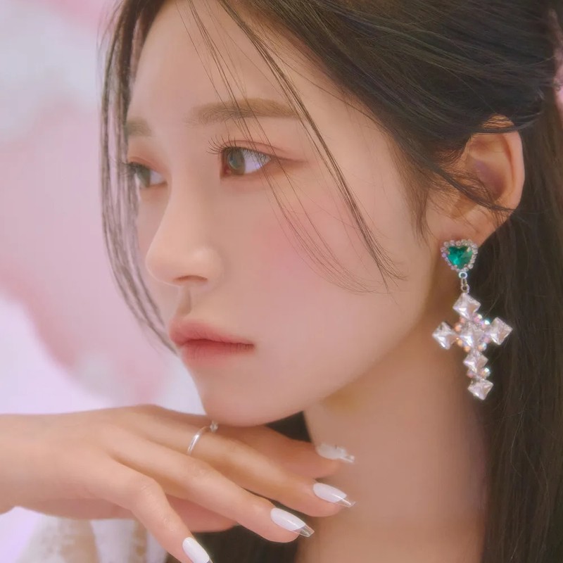 가수 형서 프로필 썸네일
