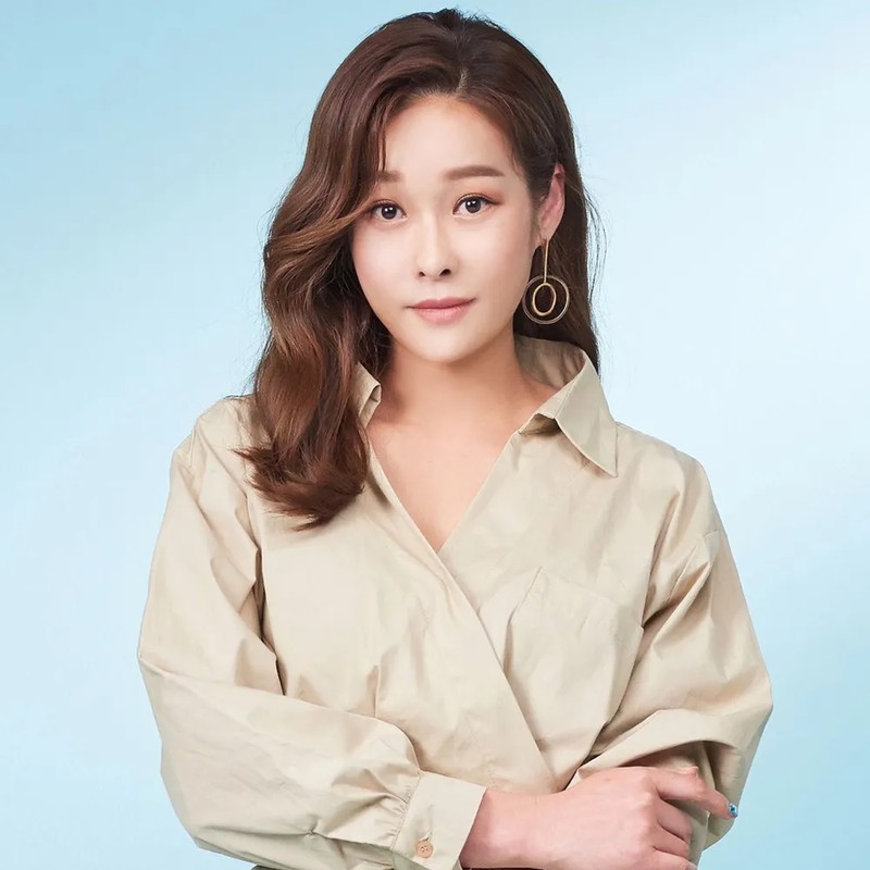 방송인 현영 프로필 썸네일