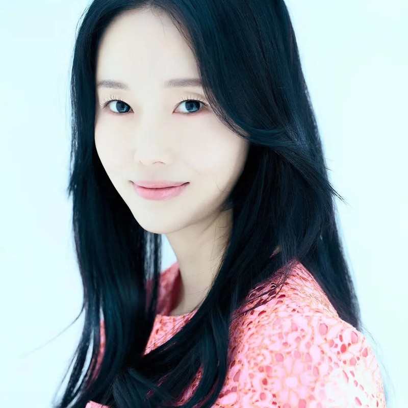가수 이정현(2002년생) 프로필 썸네일