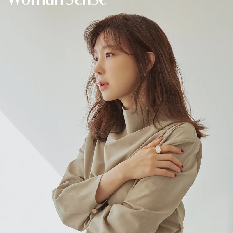 가수 이지 프로필 썸네일