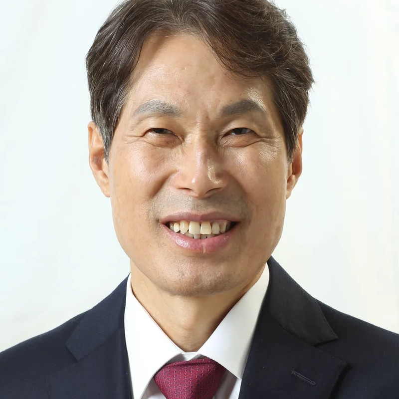 이진훈 프로필 썸네일