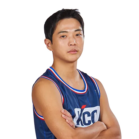 이진욱 사주 분석 2026