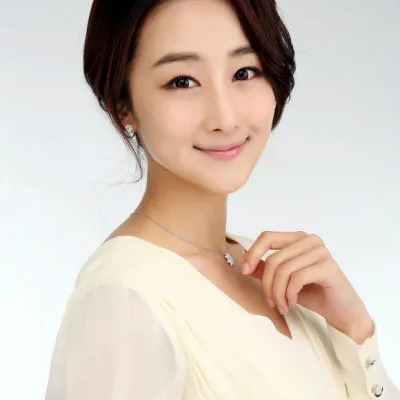 이지윤 사주 분석 2026