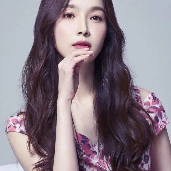 이민영 사주 분석 2026