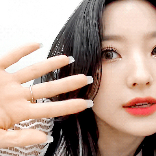 이새롬 사주 분석 2026