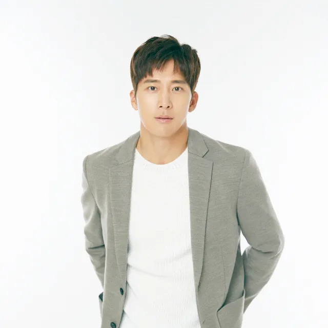 이완 사주 분석 2026