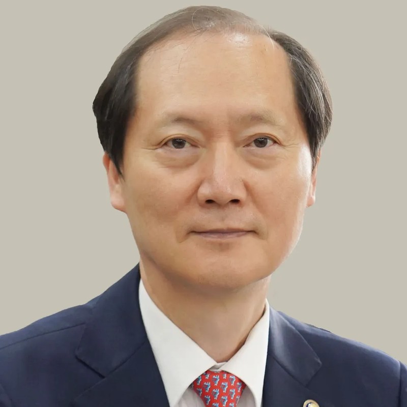 이완규 프로필 썸네일