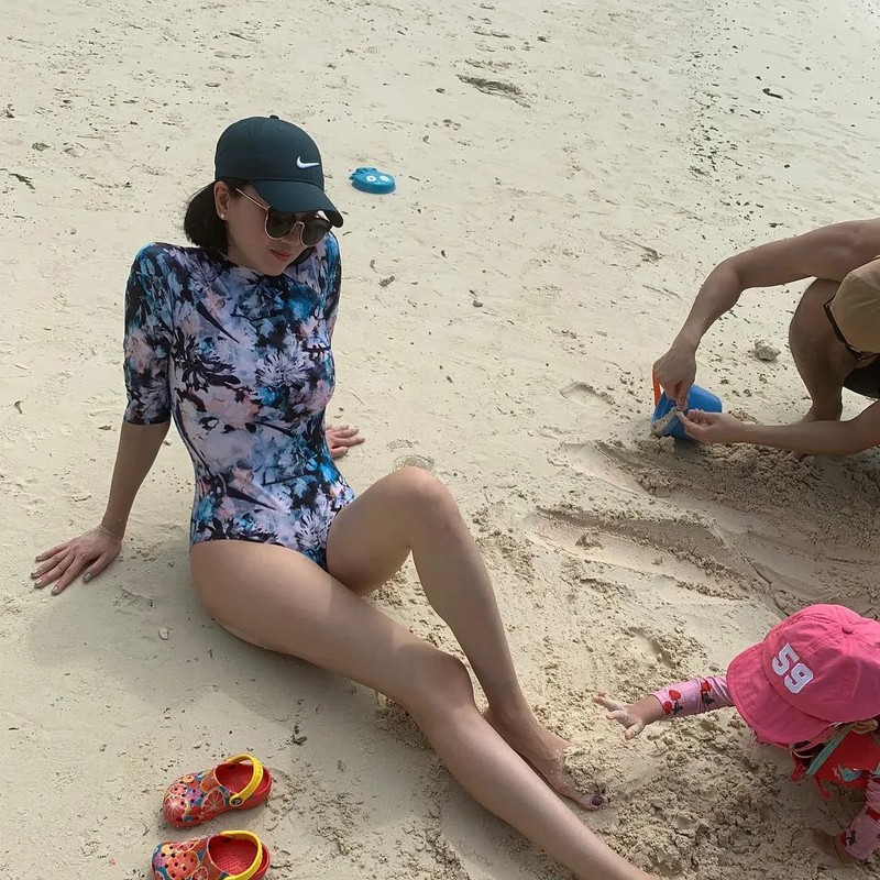 장윤주 프로필 썸네일