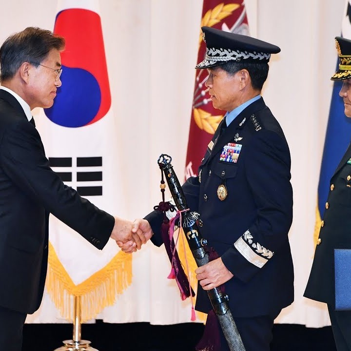 정경두 프로필 썸네일