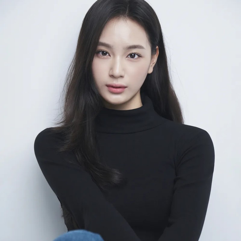 배우 정하윤 프로필 썸네일