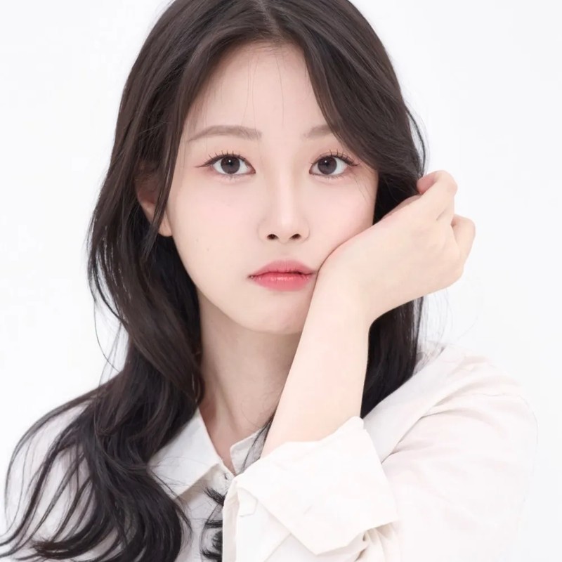 배우 정민정 프로필 썸네일
