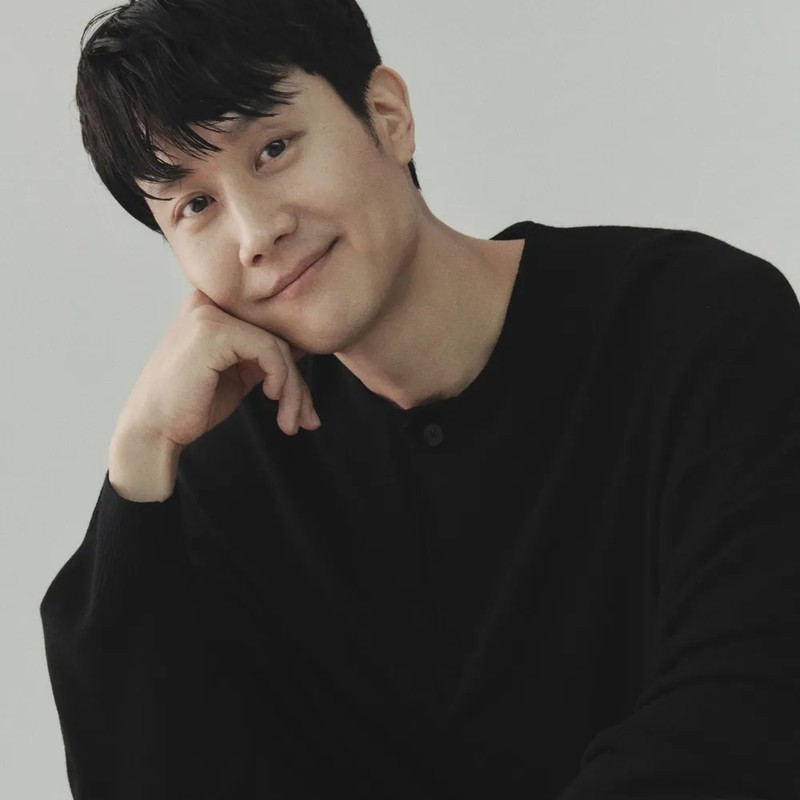 배우 정우 프로필 썸네일