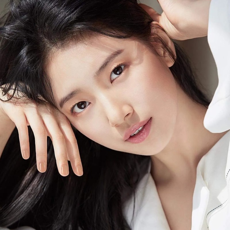 배우 전소니 프로필 썸네일